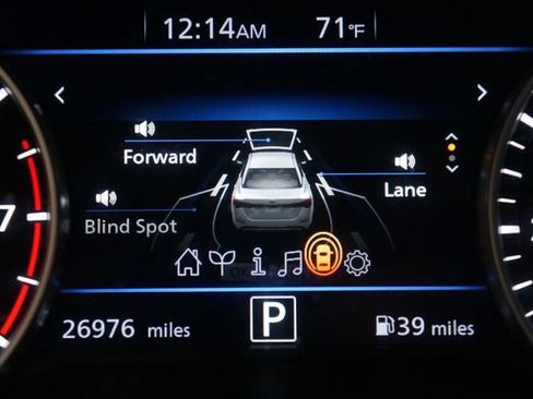 Certified 2023 Nissan Sentra SR w/ Midnight Edition Package FWD image 17