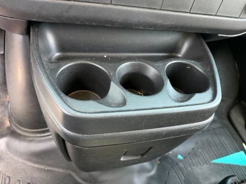 Used 2013 Chevrolet Express 2500 RWD image 13