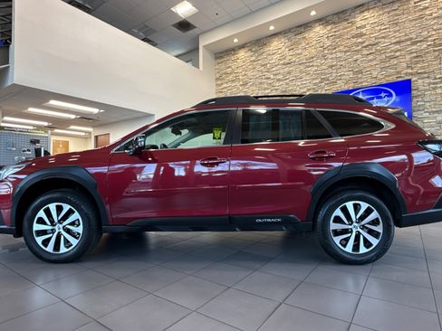 Certified 2023 Subaru Outback Premium image 2