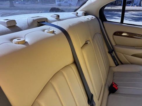 Used 2005 Jaguar X-TYPE 3.0 image 18