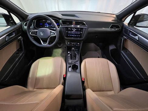 Certified 2024 Volkswagen Tiguan SE R-Line w/ MDO Package, Two-Row image 14