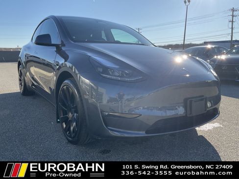 Used 2023 Tesla Model Y Long Range image 22