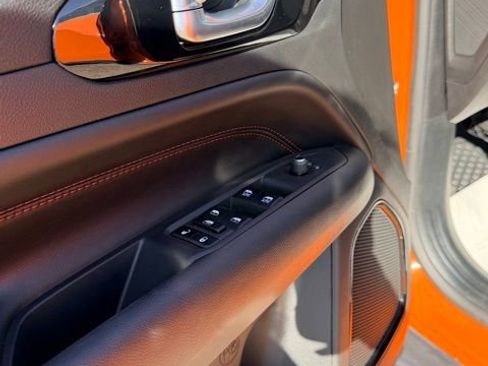 Used 2026 Jeep Compass Trailhawk image 6