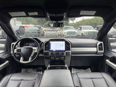 Used 2022 Ford F250 Lariat image 24