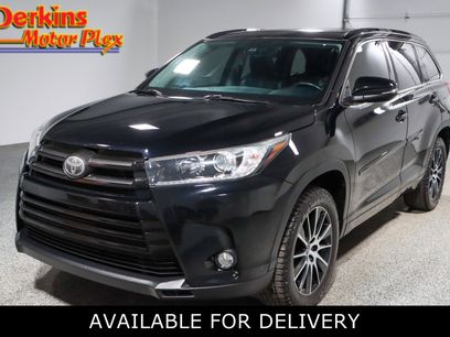 Used 2018 Toyota Highlander SE