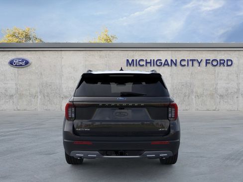 New 2026 Ford Explorer Active w/ Active Comfort Package AWD/4WD image 5