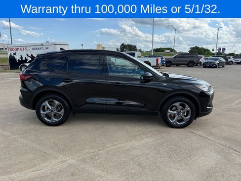 Certified 2025 Ford Escape ST-Line Select AWD/4WD image 4