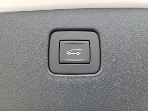 New 2026 Buick Envista Sport Touring w/ Convenience I Package FWD image 10