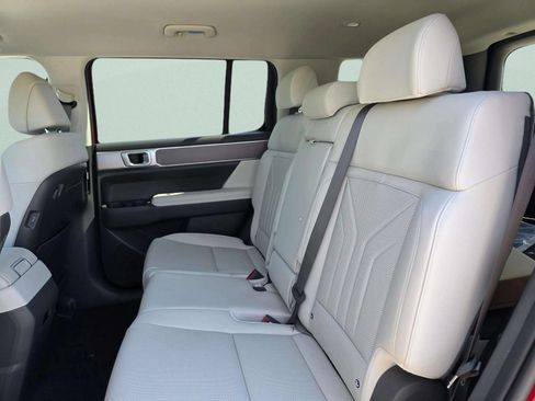 New 2026 Hyundai Santa Fe SEL FWD image 23