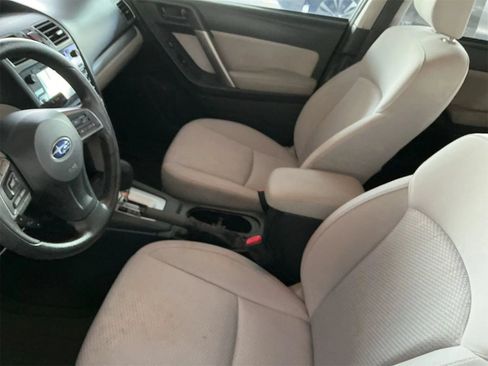 Used 2016 Subaru Forester 2.5i Premium AWD/4WD image 6