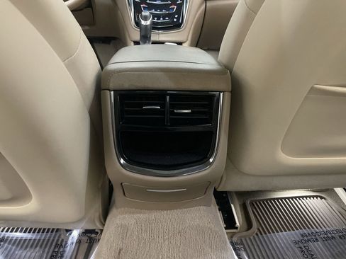 Used 2016 Cadillac CTS Luxury image 16