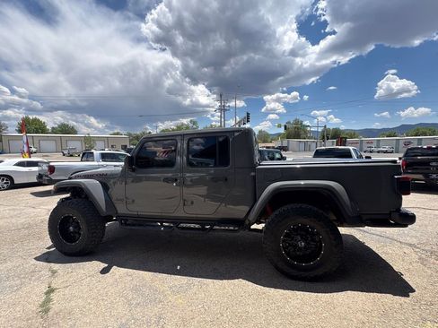 Used 2020 Jeep Gladiator Rubicon AWD/4WD image 6