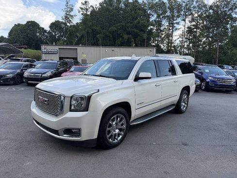 Used 2015 GMC Yukon XL Denali w/ Open Road Package AWD/4WD image 1