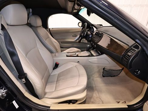 Used 2007 BMW Z4 3.0i RWD image 15