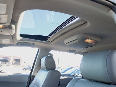 Used 2017 Toyota Sequoia Platinum image 34