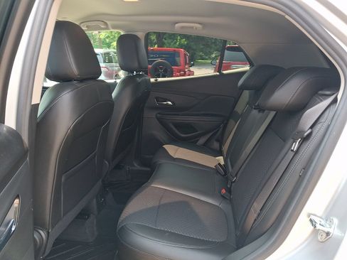 Used 2022 Buick Encore Preferred w/ Safety Package AWD/4WD image 10