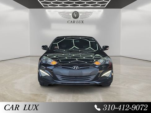 Used 2014 Hyundai Genesis 3.8 RWD image 8