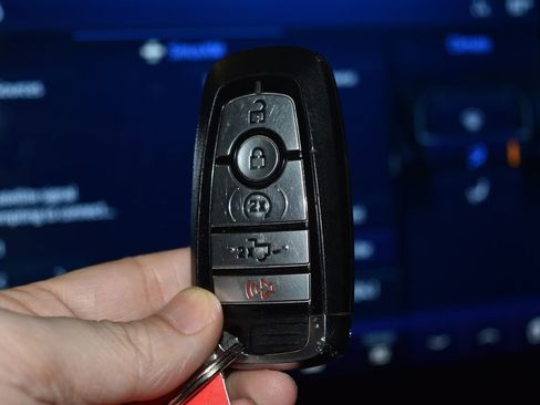 Used 2022 Ford F250 Lariat w/ Lariat Ultimate Package image 19