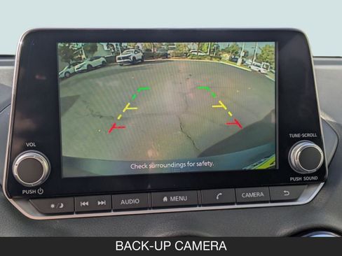 New 2025 Nissan Sentra SR image 18