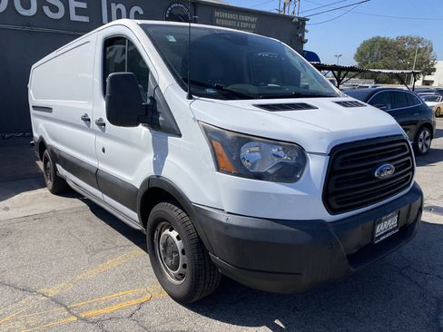 Used 2019 Ford Transit 250 148 Low Roof RWD image 7
