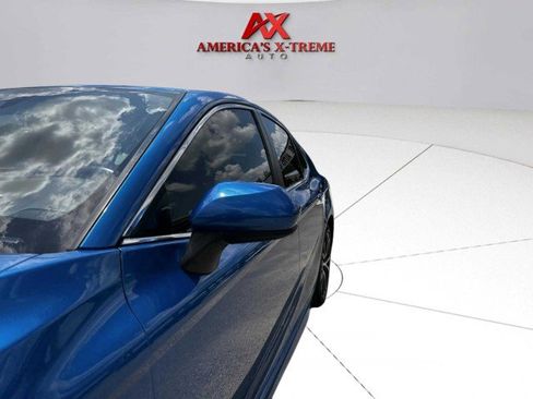 Used 2019 Toyota Camry SE image 10