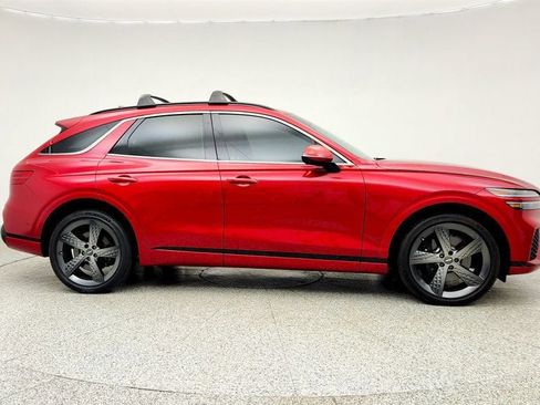 Used 2023 Genesis GV70 3.5T Sport w/ Sport Prestige Package AWD/4WD image 4