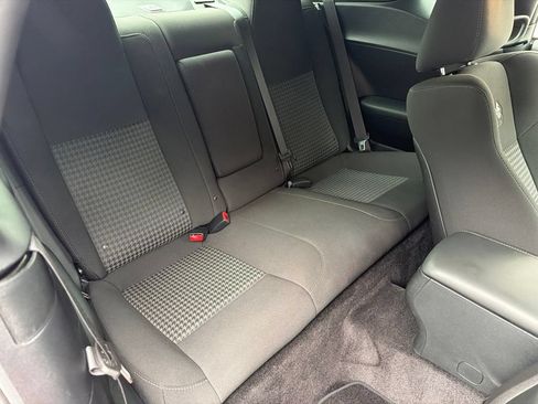 Used 2017 Dodge Challenger R/T Scat Pack RWD image 39