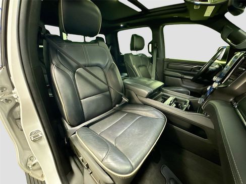 Used 2022 RAM 1500 Limited w/ Body Color Bumper Group image 29