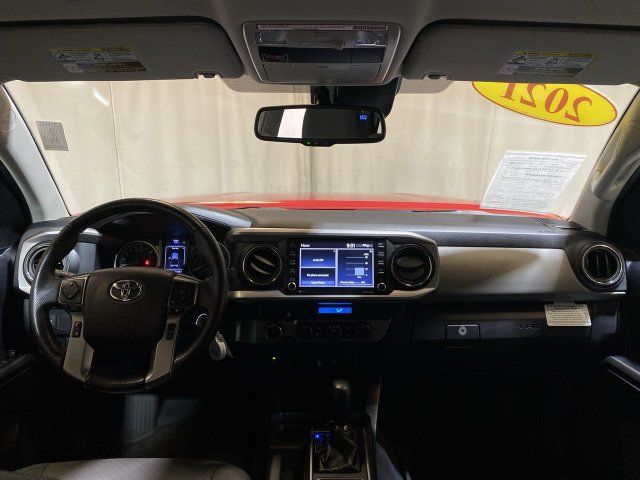 Used 2021 Toyota Tacoma SR5 w/ Technology Package AWD/4WD image 12