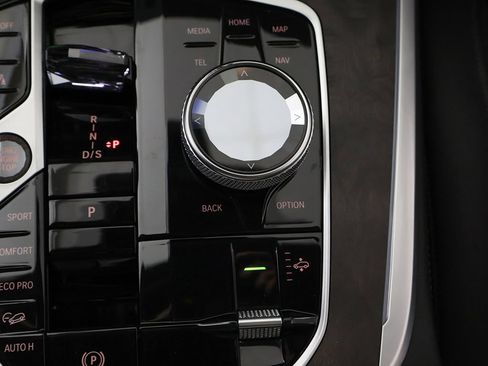 Used 2024 BMW X7 xDrive40i w/ Executive Package AWD/4WD image 69