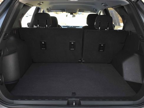 Used 2019 Chevrolet Equinox LT image 9