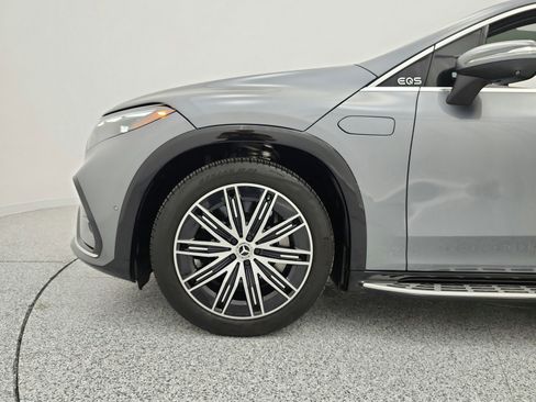 Certified 2023 Mercedes-Benz EQS 580 4MATIC SUV image 17