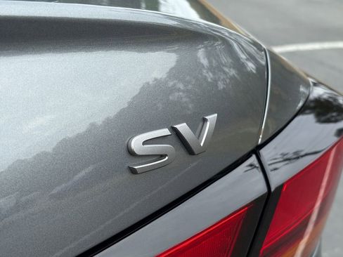 Used 2024 Nissan Altima 2.5 SV image 5