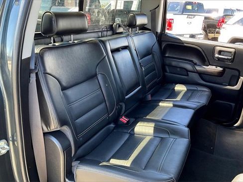 Used 2017 GMC Sierra 2500 Denali w/ Duramax Plus Package image 26