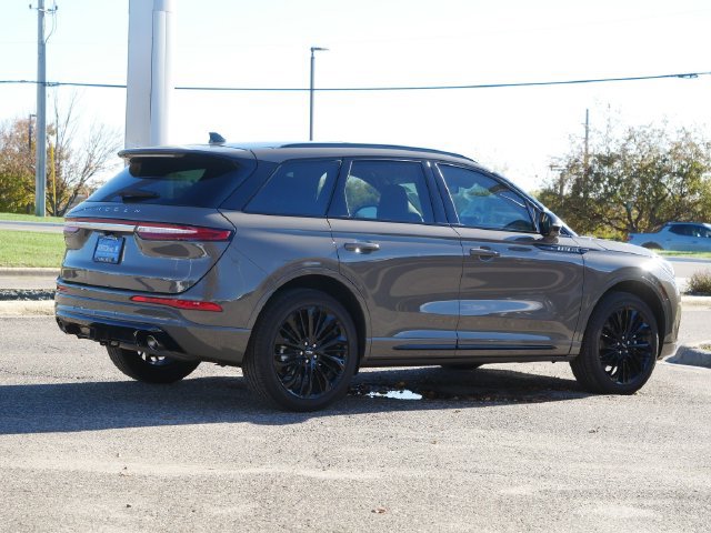 Used 2025 Lincoln Corsair AWD w/ Equipment Group 101A image 7