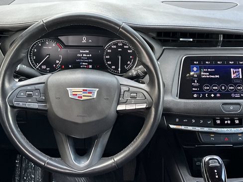 Used 2023 Cadillac XT4 Premium Luxury AWD/4WD image 14