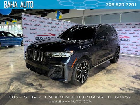 Used 2022 BMW X7 xDrive40i w/ M Sport Package AWD/4WD image 1