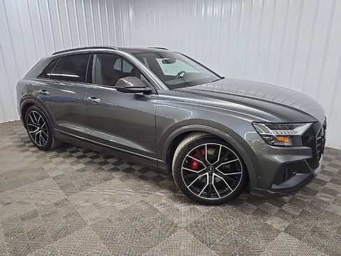Used 2022 Audi SQ8 Prestige AWD/4WD image 1