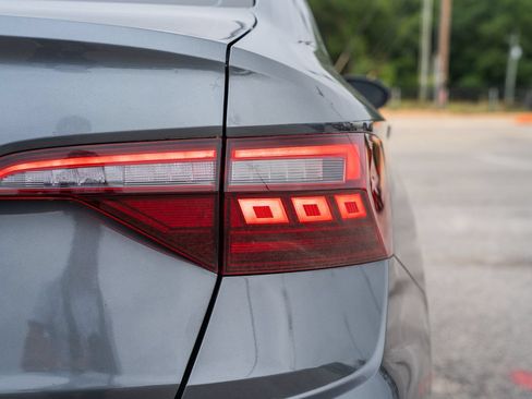 Used 2021 Volkswagen Jetta S FWD image 17