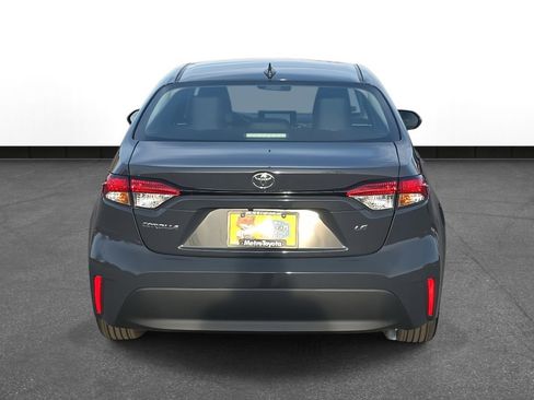 Used 2025 Toyota Corolla LE image 6