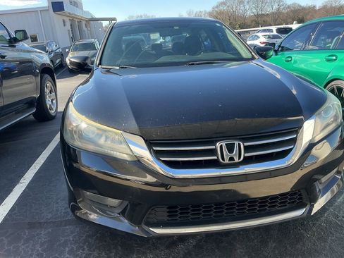 Used 2015 Honda Accord Sport image 6