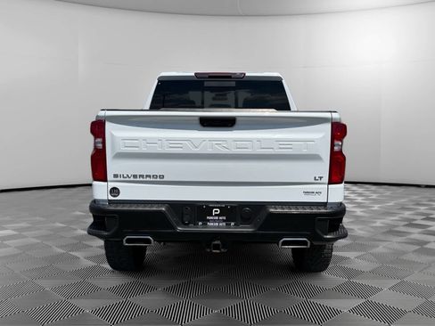 Used 2024 Chevrolet Silverado 1500 LT Trail Boss w/ Convenience Package II AWD/4WD image 4