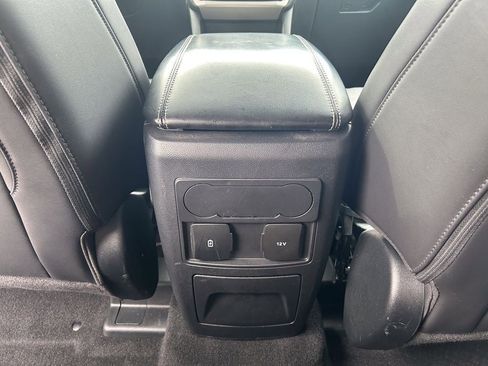 Used 2024 Ford Explorer XLT w/ Equipment Group 202A AWD/4WD image 35