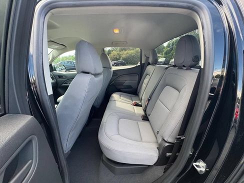Used 2022 Chevrolet Colorado W/T w/ WT Convenience Package AWD/4WD image 11