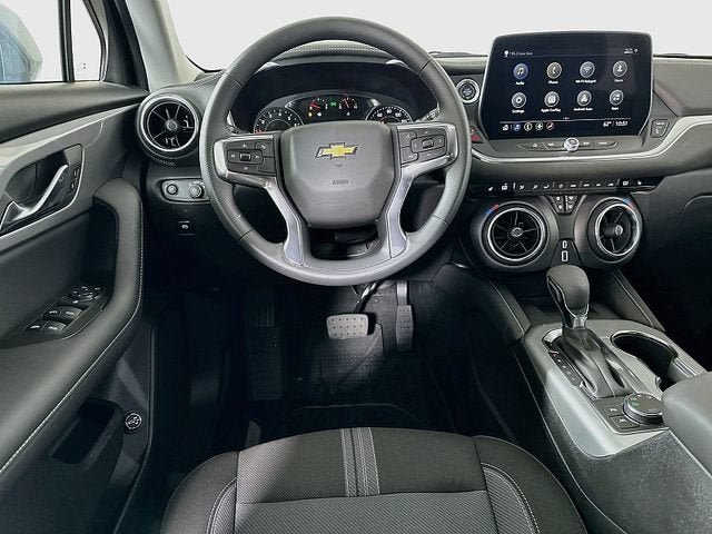 New 2026 Chevrolet Blazer LT w/ Convenience Package AWD/4WD image 13
