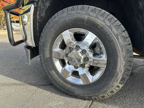 Used 2018 GMC Sierra 2500 SLT image 17