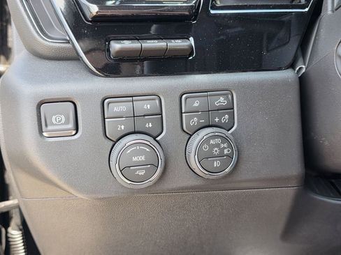 New 2026 Chevrolet Silverado 1500 ZR2 AWD/4WD image 13