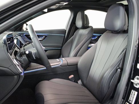 Certified 2025 Mercedes-Benz E 350 4MATIC Sedan image 12