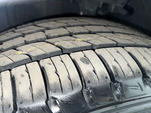 Used 2020 Hyundai Santa Fe Limited image 31