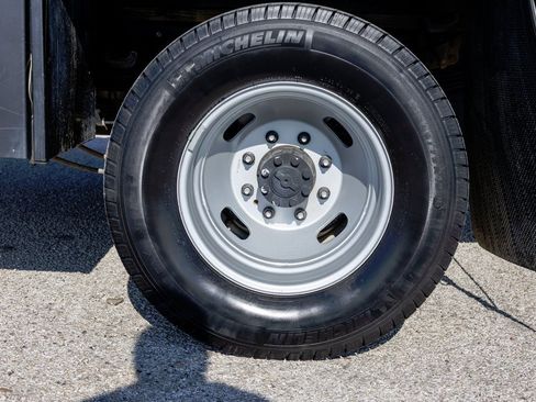 Used 2019 Ford F350 XL w/ Power Equipment Group image 19